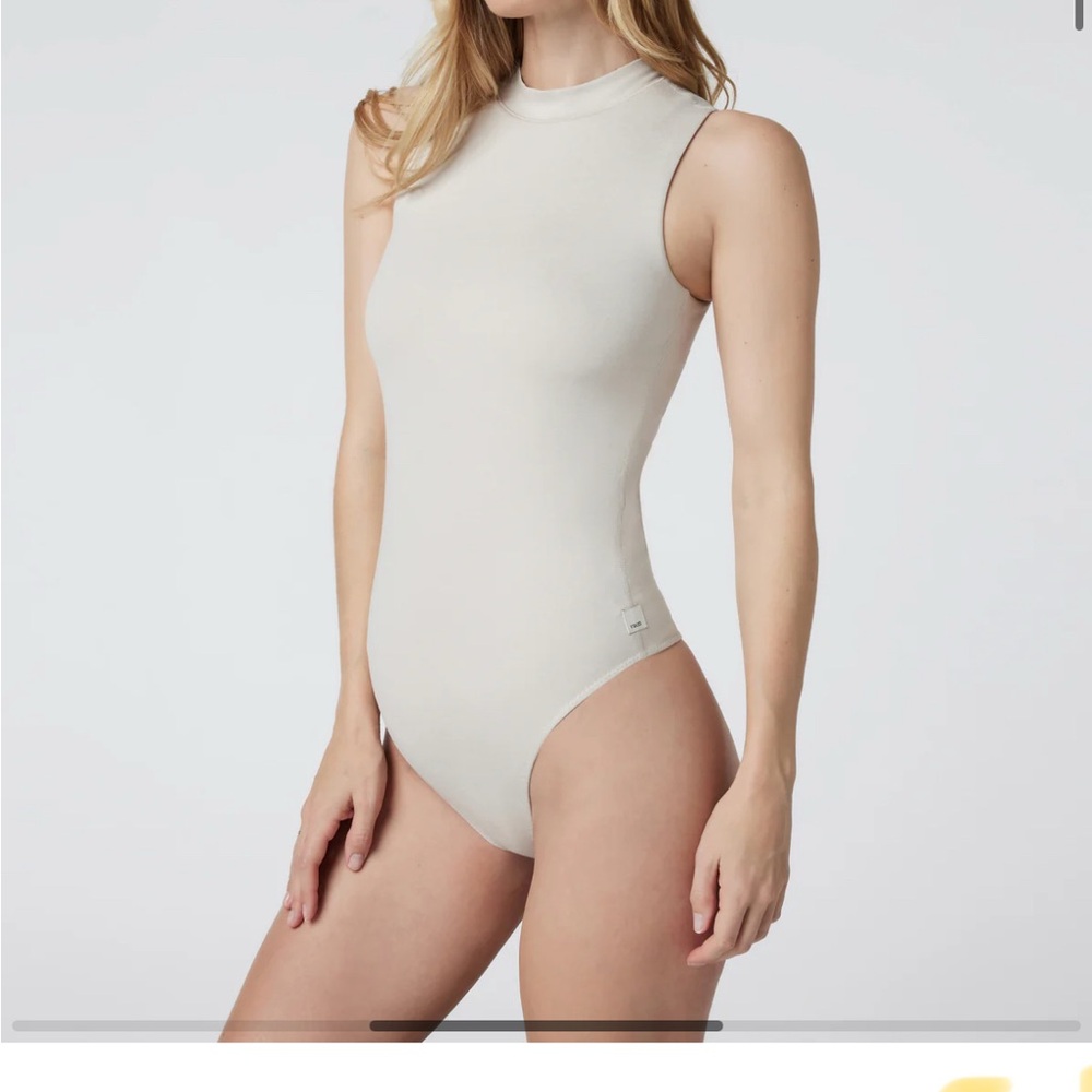 VUORI HALO MOCK NECK BODYSUIT